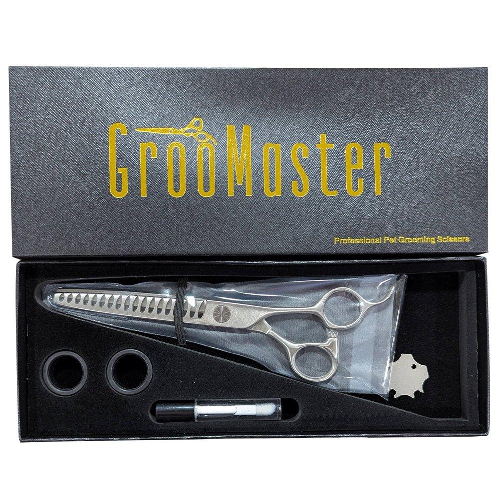 7” Chunker Shears – Japanese 440C Steel - with Accessories againnst a white background