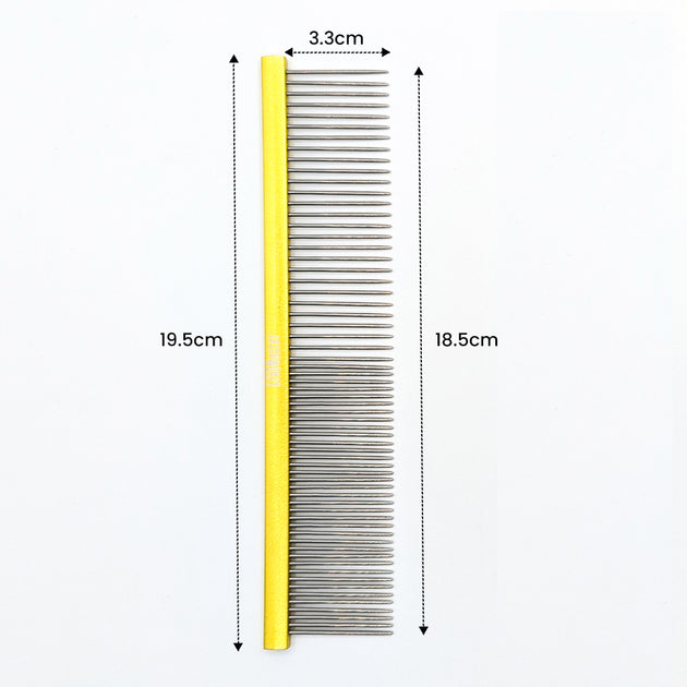 Dog comb with measurements on a white background