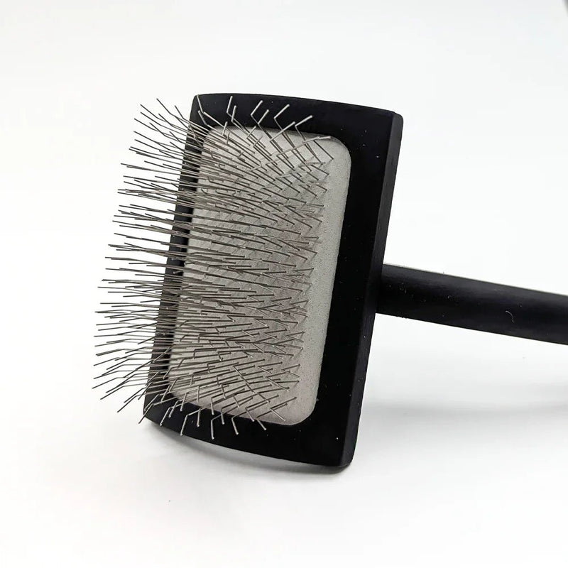 GrooMaster Professional Sleeker Brush – Medium (M) - Grooming Brushes & Combs