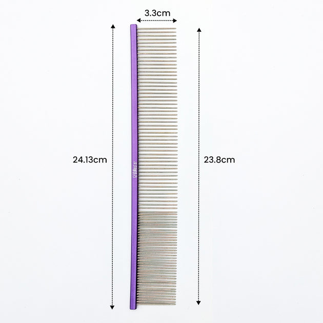Dog comb with measurements on a white background